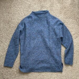 Well Worn Women’s Heathered Blue Turtleneck Sweater